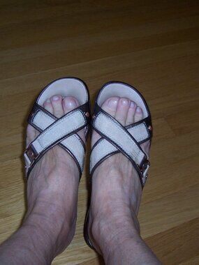 Cole Haan NikeAir Slide Sandalm Size 8, Very Gently Used